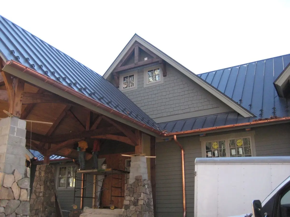 Craftsman Roofing team delivering quality roofing work in Colony Park